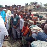 দক্ষিণ বেদকাশীতে বেড়িবাঁধ মেরামত কাজ পরিদর্শনে এমপি বাবু