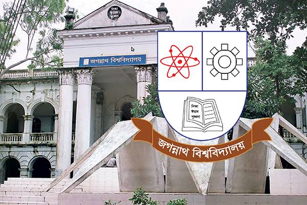 ২ লিফটে ৮ হাজার শিক্ষার্থীর যাতায়াত, বাড়ছে দুর্ঘটনার ঝুঁকি