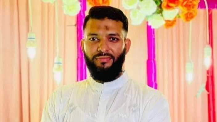 বাস থেকে যাত্রীকে ফেলে দিয়ে হত্যা, চালক-হেলপার আটক