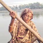 প্রবল আত্মসম্মান, ১৮ বছর ধরে খেয়া পারাপার করে জীবন চলছে আকলিমার