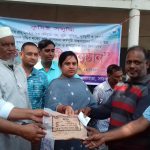 কলারোয়ায় কৃষকদের মাঝে কৃষি প্রণোদনার সার ও বীজ বিতরন