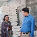কলারোয়ায় ভ্রাম্যমাণ আদালতে দুই সার ব্যবসায়ীকে অর্থদণ্ড