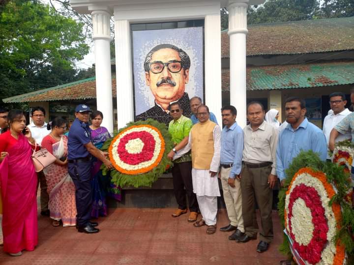 কলারোয়ায় বর্ণাঢ্য আয়োজনে বঙ্গবন্ধুর জন্মদিন পালিত