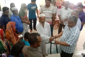 অনির্বাণ লাইব্রেরির উদ্যোগে ঈদ সামগ্রী বিতরণ