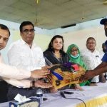 বিরামপুরে গ্রাম পুলিশদের পোশাক ও সরঞ্জামাদি বিতরণ