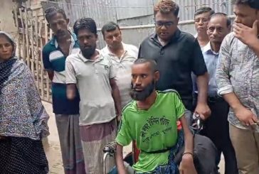 প্রতিবন্ধীরা প্রতিভাবন্ধী নয়,কর্ম সংস্থানের লক্ষ্যে কম্পিউটার দান কালে ইউপি চেয়ারম্যান কেএম আরিফুজ্জামান তুহিন