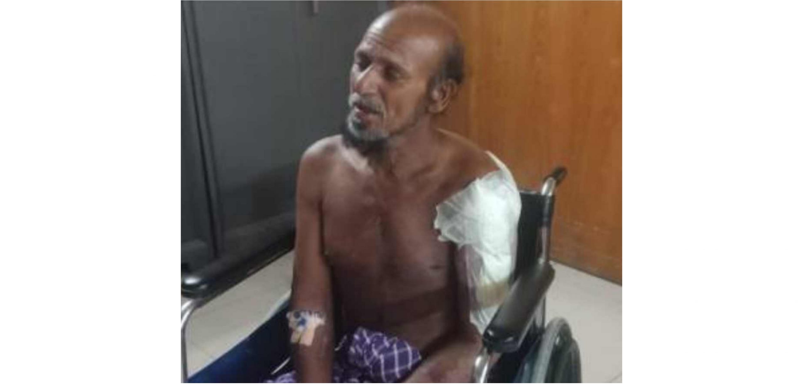 কয়রায় ডাক্তারের ভুল চিকিৎসায় মজিদ সানার জীবন সংকটাপন্ন