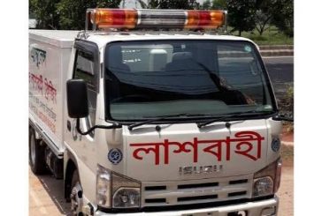 সাতক্ষীরায় পিতার লাশবাহী অ্যাম্বুলেন্সে সন্তান জন্ম দিলেন মা