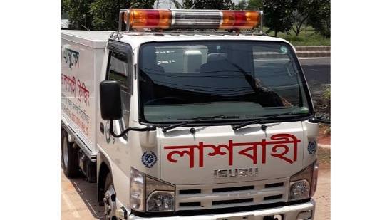 সাতক্ষীরায় পিতার লাশবাহী অ্যাম্বুলেন্সে সন্তান জন্ম দিলেন মা
