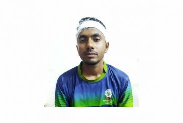 জুনিয়রের মাথা ফাটানোর অভিযোগ সিনিয়রের বিরুদ্ধে, মাথায় দুই সেলাই