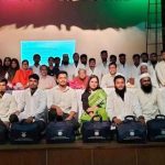 যবিপ্রবি শিক্ষার্থীদের মাঝে সার্জিক্যাল কিট বক্স বিতরণ