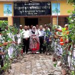 পাইকগাছায় বিনামূল্যে সার,বীজ ও চারা বিতরণ