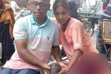 পাইকগাছায় মা হলো পাগলী, পিতা হয়নি কেউ....