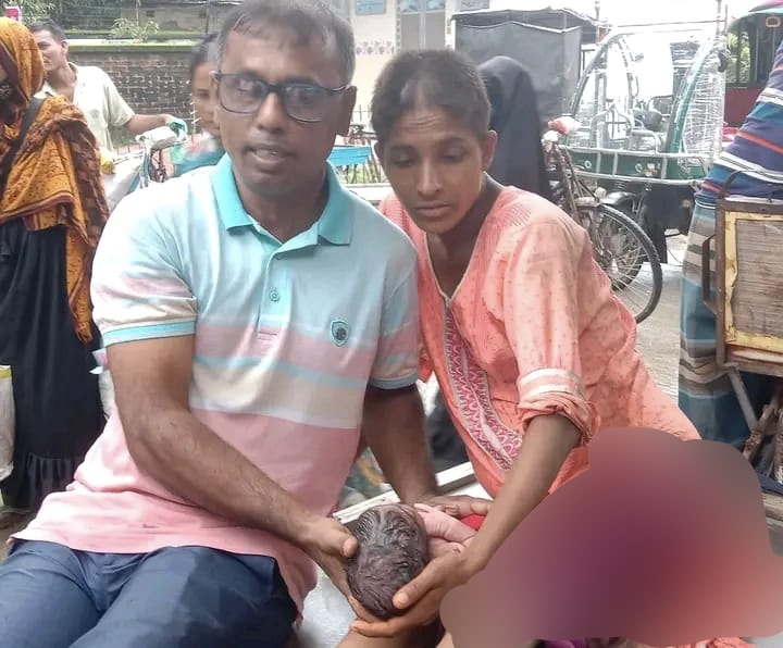 পাইকগাছায় মা হলো পাগলী, পিতা হয়নি কেউ….