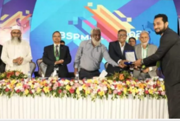 কলারোয়ার কৃতি সন্তান ডাঃ শামীম ফরহাদ পেলেন ইয়াং ফিজিয়াট্রিস্ট অ্যাওয়ার্ড