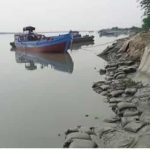 কয়রায় অবৈধভাবে বালু উত্তোলন; ধরাছোঁয়ার বাইরে মূল হোতারা