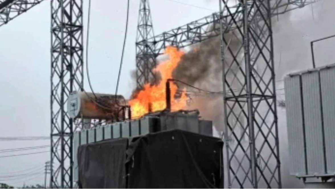 সাতক্ষীরায় পাওয়ার গ্রিডে অগ্নিকাণ্ড