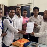 কলারোয়া সরকারি কলেজে শিক্ষার্থীদের দাবি বাস্তবায়নে ছাত্রশিবিরের স্মারকলিপি প্রদান