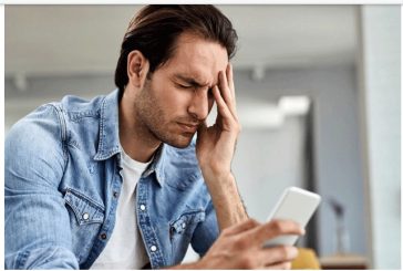 স্মার্টফোন ব্যবহারের ভুলের কারণে বাড়ছে ক্যানসারের ঝুঁকি