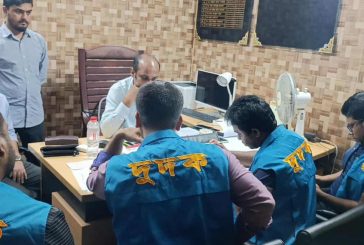 সাতক্ষীরায় হাসপাতালে দুদকের অভিযান, ৭ দালাল আটক