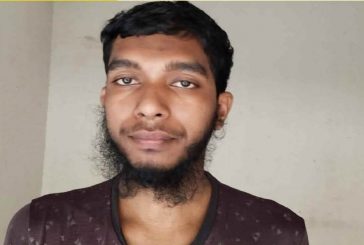 তালায় মাদ্রাসা শিক্ষকের কোপে ছাত্রের মা গুরুতর আহত, শিক্ষক গ্রেফতার
