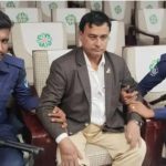 ভিআইপি সুবিধা নিতে অতিরিক্ত সচিব দাবি, যুবক আটক
