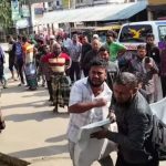 ‎সাতক্ষীরা-খুলনা মহাসড়কে ত্রিমুখী সংঘর্ষে মাহেন্দ্র উল্টে মা-ছেলে নিহত, আহত ৮