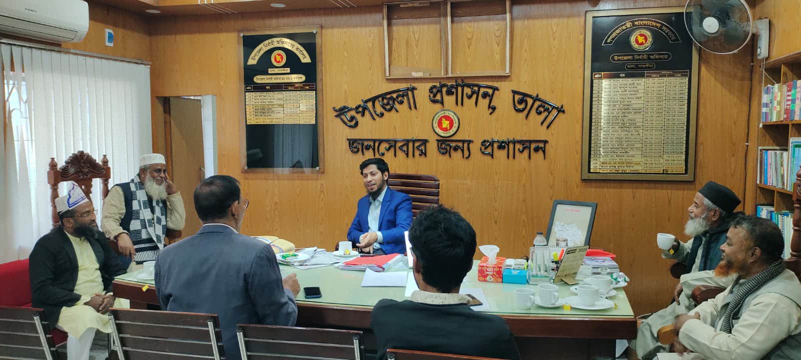 তালায় নবাগত উপজেলা নির্বাহী কর্মকর্তার সাথে জামায়াতের এমপি প্রার্থী অধ্যক্ষ মোহাম্মদ ইজ্জত উল্লাহর সৌজন্য সাক্ষাৎ
