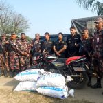 কালিগঞ্জে যৌথ অভিযানে ৯৮৩ বোতল ফেনসিডিলসহ নারী মাদক কারবারি আটক