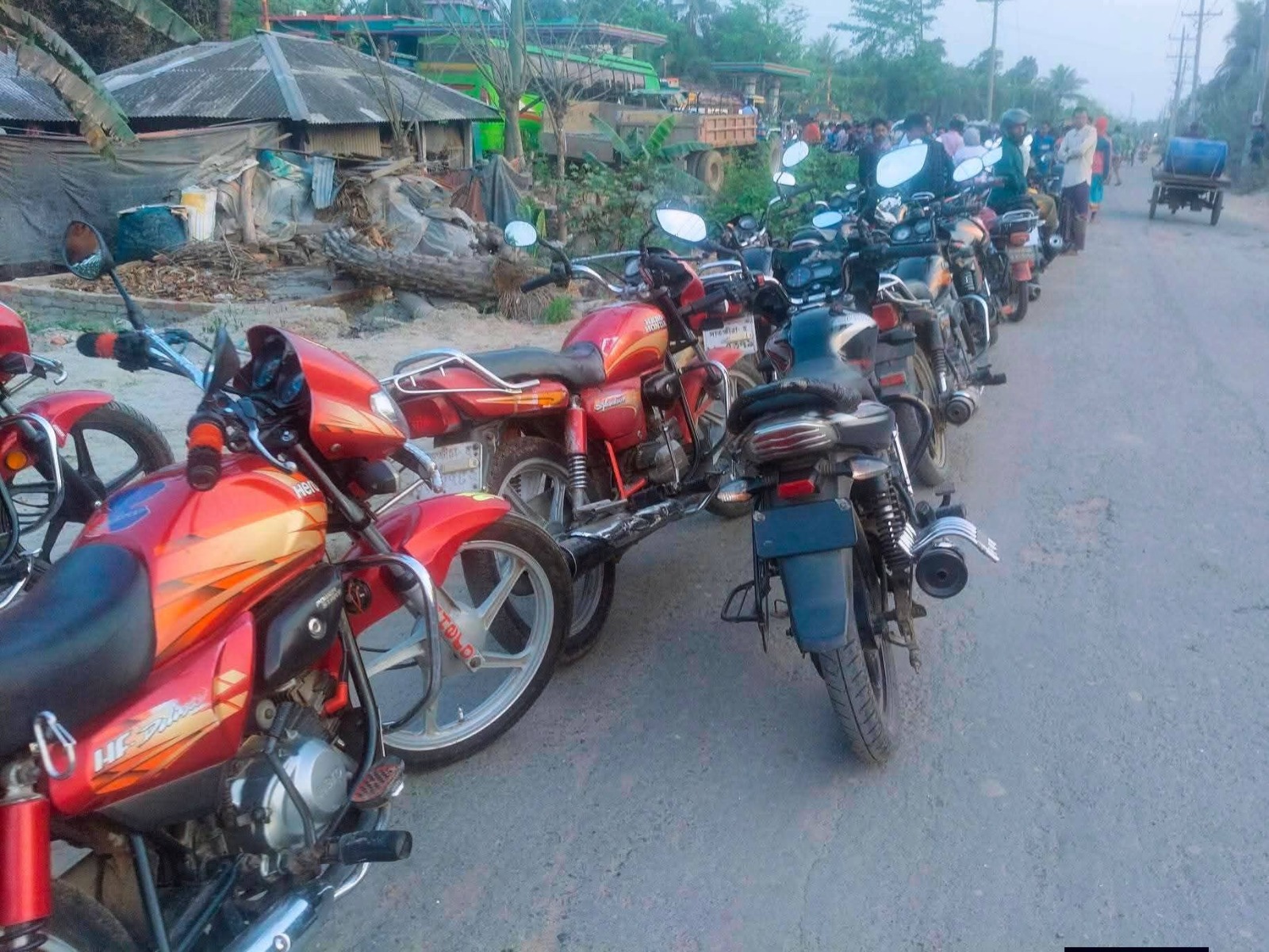 মোটরসাইকেলের তেল সংকট, কেমন যাবে বাইকারদের ঈদ?