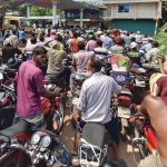 সাতক্ষীরায় ভাড়ায় চালিত বাইকারদের তেল সিন্ডিকেট, বিপাকে সাধারণ মানুষ