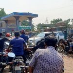 জ্বালানি সংকট: বিপাকে কালিগঞ্জের সাংবাদিকরা ব্যাহত মাঠপর্যায়ের সংবাদ সংগ্রহ