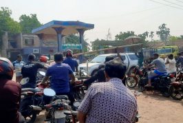 জ্বালানি সংকট: বিপাকে কালিগঞ্জের সাংবাদিকরা ব্যাহত মাঠপর্যায়ের সংবাদ সংগ্রহ