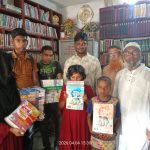 আদর্শ লাইব্রেরির বই বিতরণে মানবিকতার উজ্জ্বল দৃষ্টান্ত