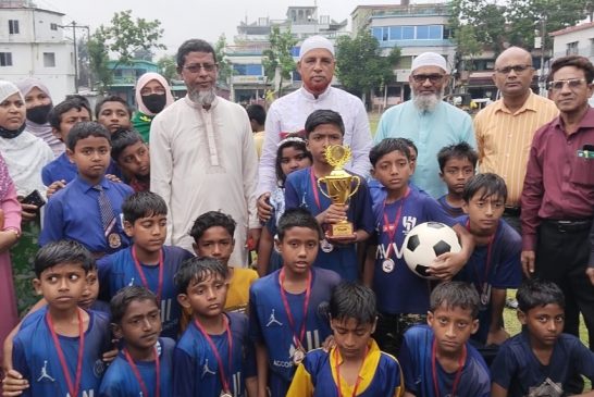 ঝাউডাঙ্গায় প্রাথমিক বিদ্যালয় গোল্ডকাপ ফুটবল টুর্নামেন্টের ফাইনাল খেলা সম্পন্ন
