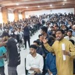উপাচার্যের মতবিনিময় সভায় ছাত্র রাজনীতি নিয়ে ছাত্রদলের সাথে শিক্ষার্থীদের বাকবিতন্ডা