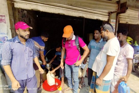 কালিগঞ্জের পুলিনবাবুর হাটখোলায় টানা দ্বিতীয় দিন ডিজেল বিক্রি