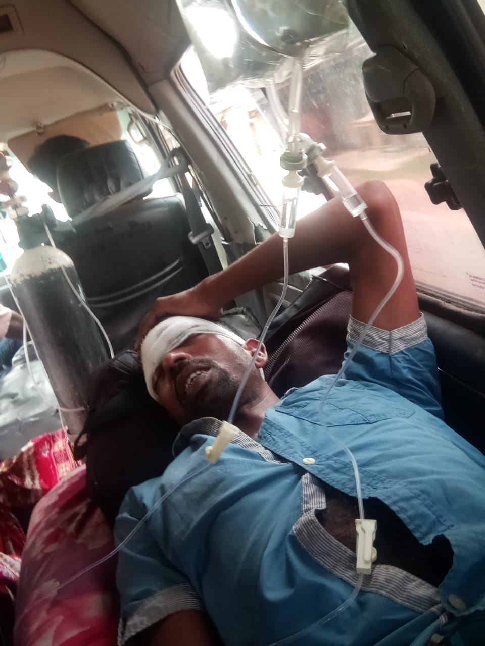 কয়রায় জমি নিয়ে সংঘর্ষে আহত ২