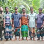 সুন্দরবনে নিষিদ্ধ সময়ে মাছ শিকার,৫ জেলে কারাগারে