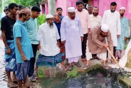 সাতক্ষীরার কালিগঞ্জে বাজারগ্ৰাম সরকারি পুকুর সংলগ্ন ড্রেন সংস্কার কাজের উদ্বোধন