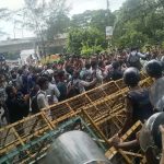 শিক্ষামন্ত্রীর পদত্যাগের দাবি বাদ দিয়ে ছয় প্রস্তাব শিক্ষার্থীদের