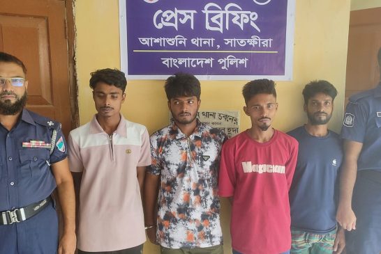 আশাশুনিতে ওয়ারেন্টভুক্ত ৫ আসামি গ্রেফতার