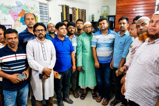 কলারোয়া রিপোর্টার্স ক্লাব নেতৃবৃন্দের সাথে নবাগত ওসির মতবিনিময়