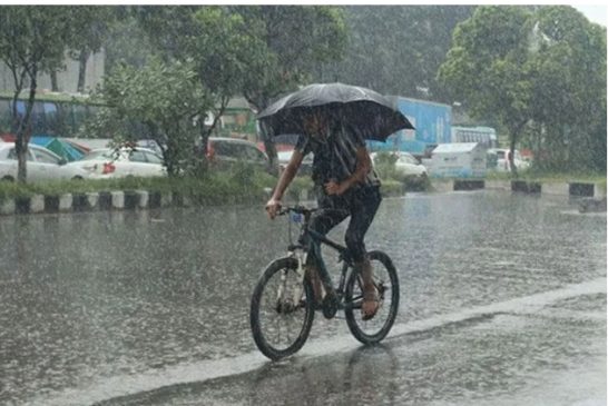 আগস্টজুড়ে টানা বৃষ্টির আভাস, বন্যার ঝুঁকিতে একাধিক অঞ্চল