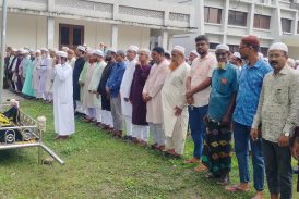চিরনিদ্রায় সমাহিত হলেন হলেন বিএনপি নেতা বাচ্চুর পিতা শেখ আব্দুল আজিজ