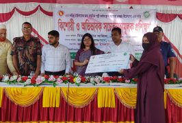 কলারোয়ায় কিশোরী ও অভিভাবক সচেতনতা বিষয়ক প্রশিক্ষণ