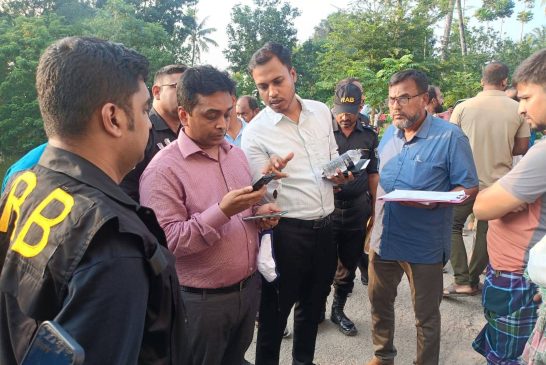 কলারোয়ায় সার ও কীটনাশক প্রক্রিয়াজাত কারখানাকে ৫০ হাজার টাকা জরিমানা